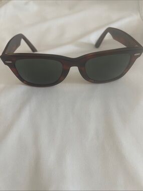 Vintage Ray-Ban classic Tortoiseshell Frame wayfarer Sunglasses B&L 5022